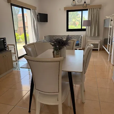 Modern 1br W Double Bed Rm 108 Ξενοδοχείο με διαμερίσματα 3*