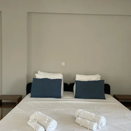 Aparthotel Modern 1br W Double Bed Rm 108 3*